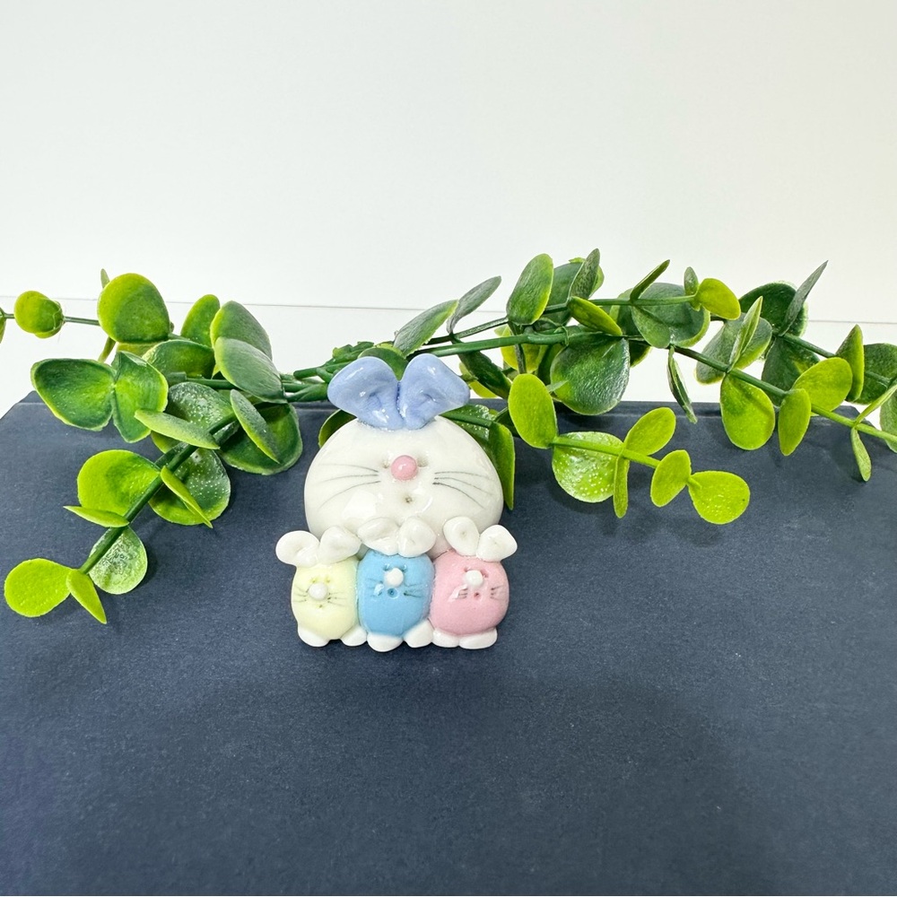 Vintage Bunny Figurine with Baby Bunnies